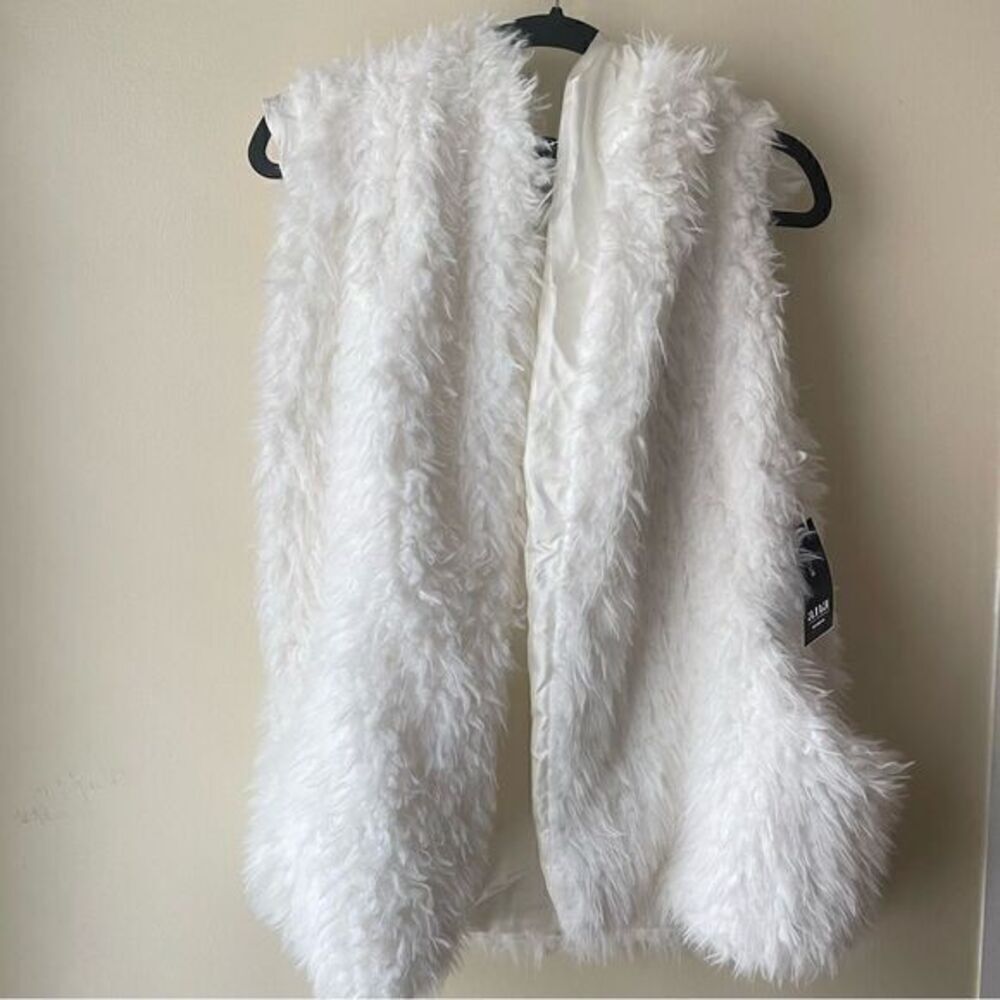 ANA Faux Fur Off White Hooded Vest NWT Women’s Size Large